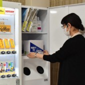 Máy tự động ở Hyogo cung cấp đồ miễn phí trong thảm họa